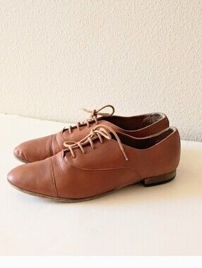 Office London Leather Oxfords sz 39